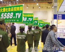 �𱬌�ʿ���ЄӺ͑B(t��i)���C��һ����